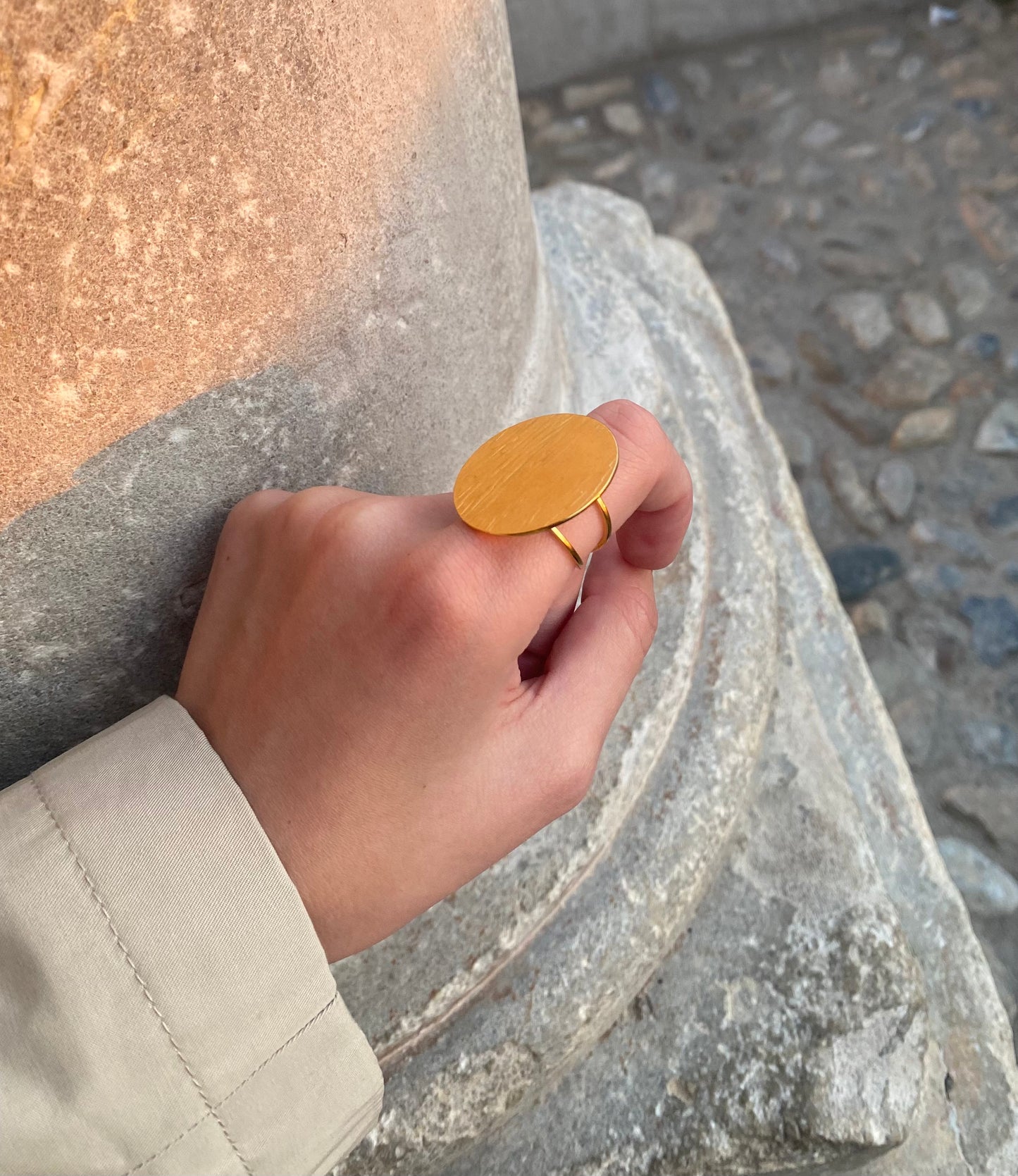 Anillo Coin