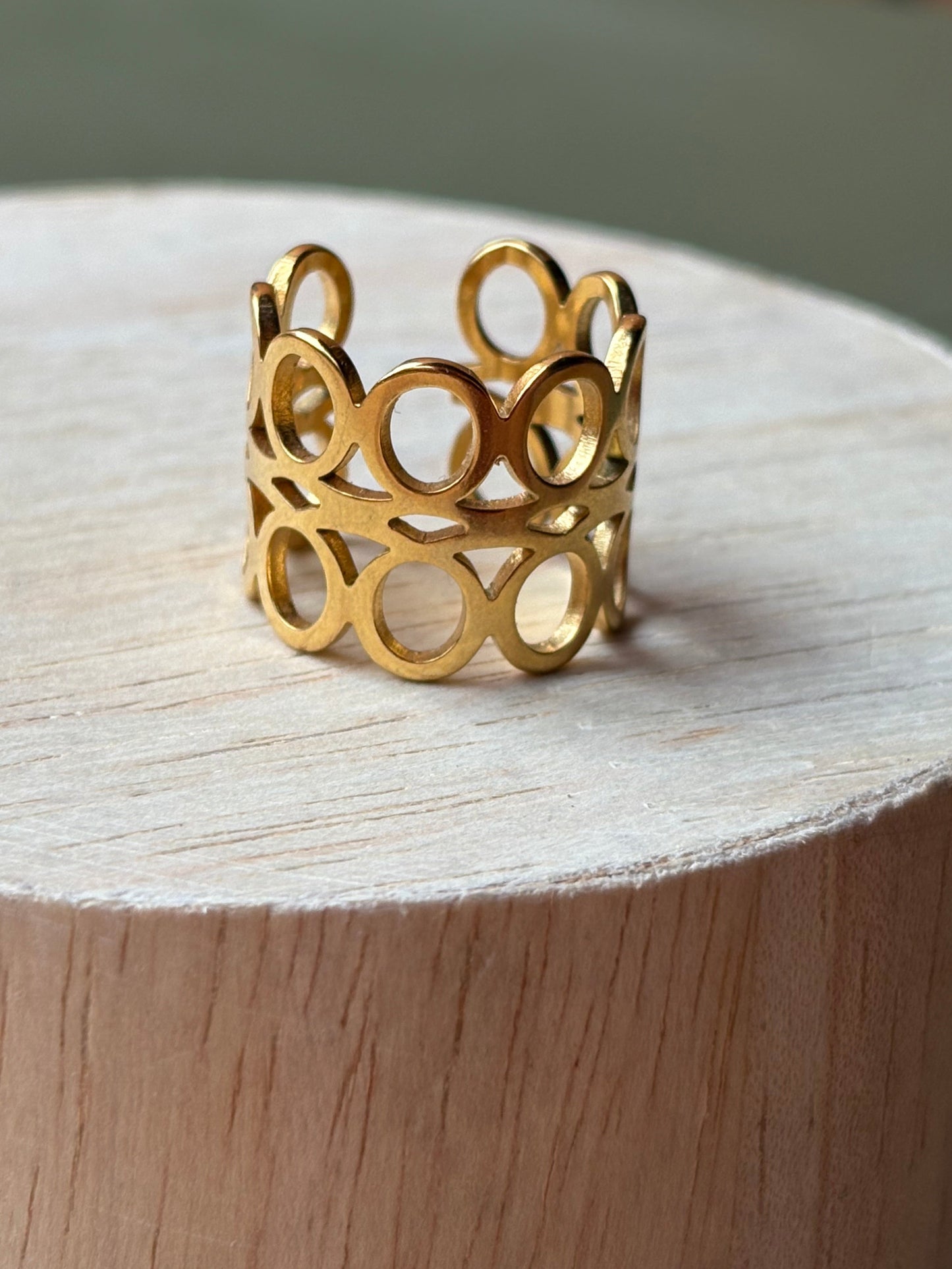 Anillo olive