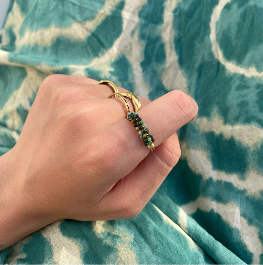 Anillo piedras